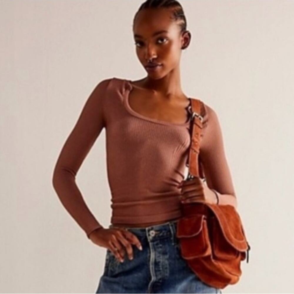 Free People Intimately Clean Slate Seamless Scoop Neck Layering Top Tan Size M/L